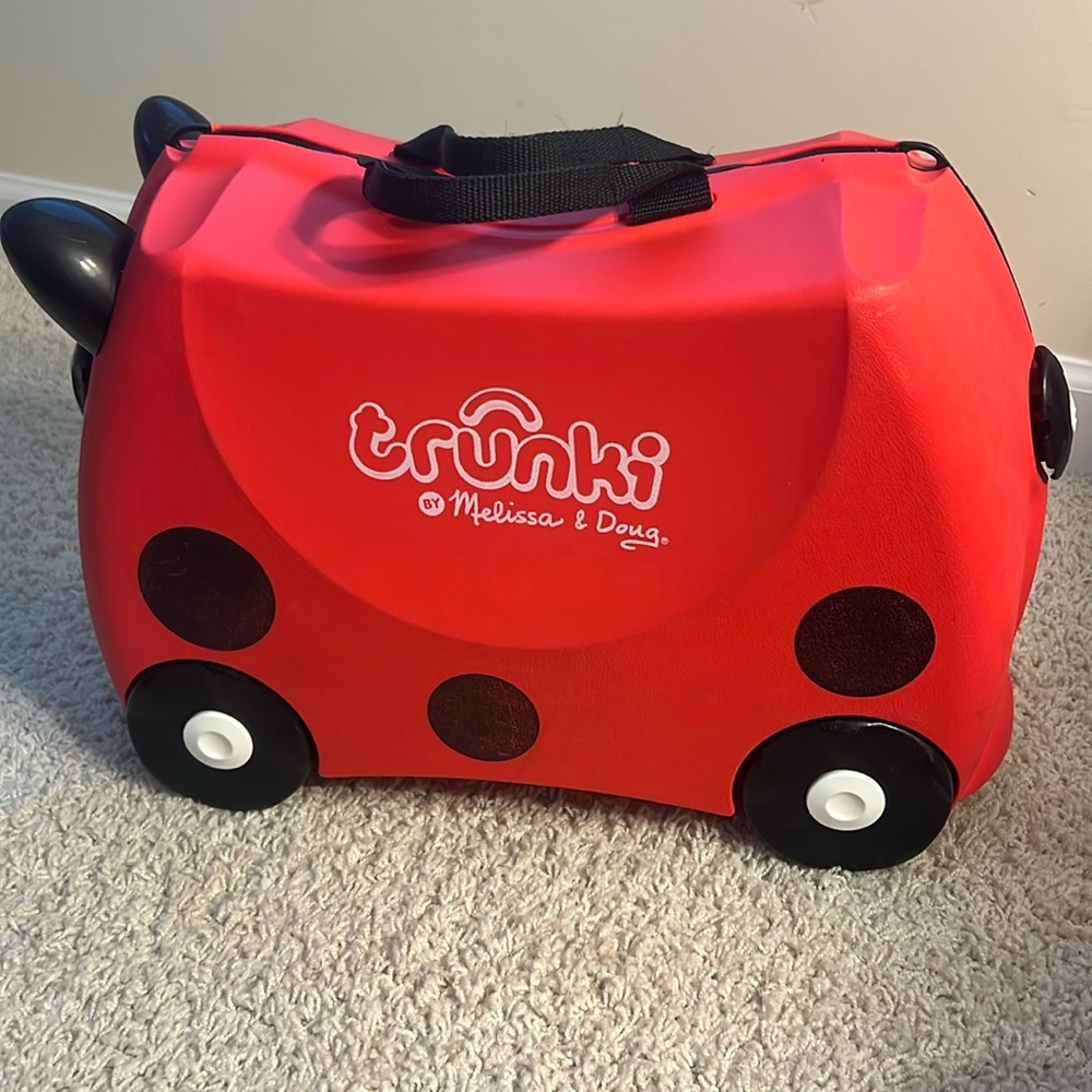 Melissa & Doug Trunki